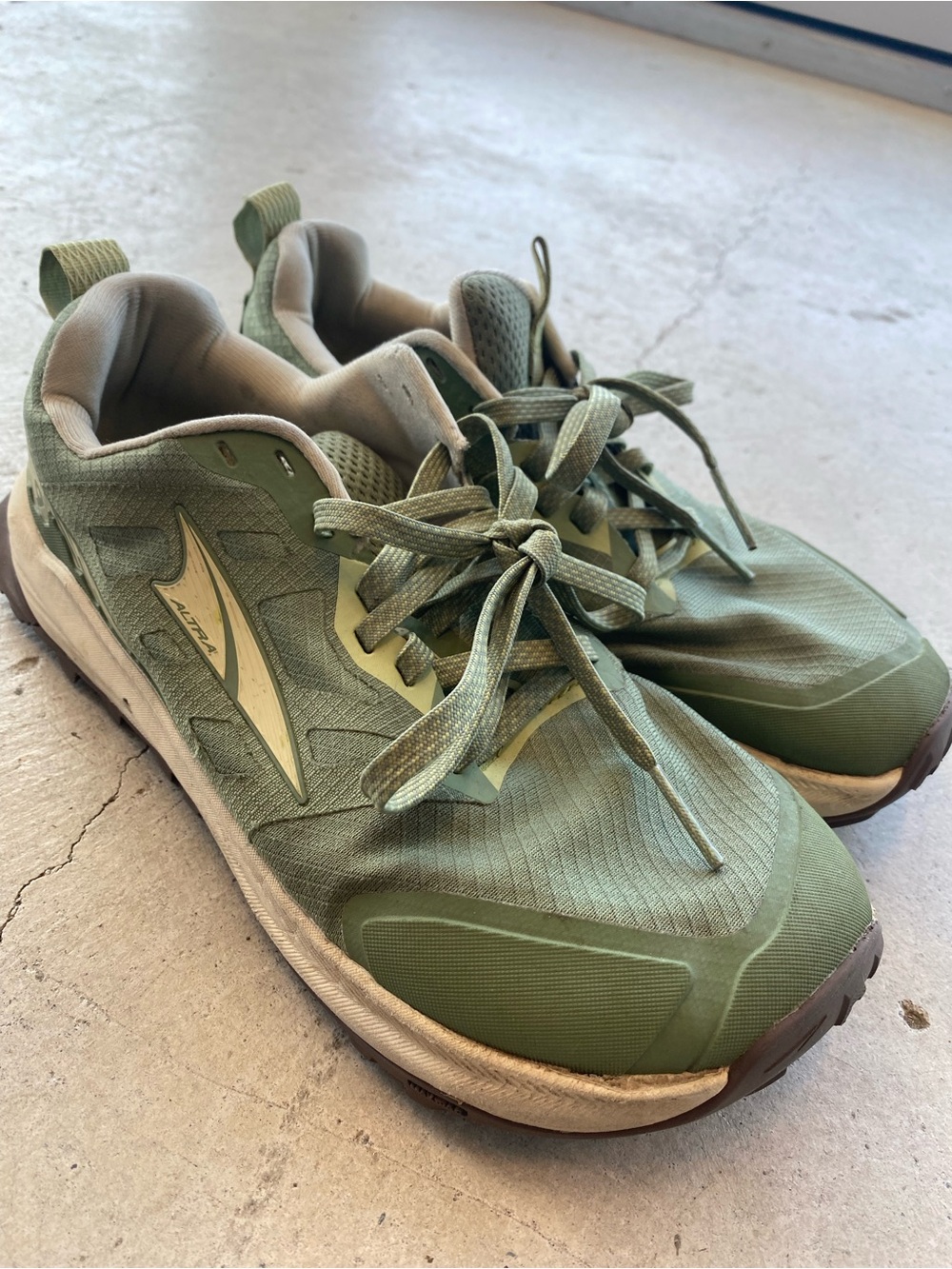 ALTRA Lone Peak 9 Trail Running Shoes